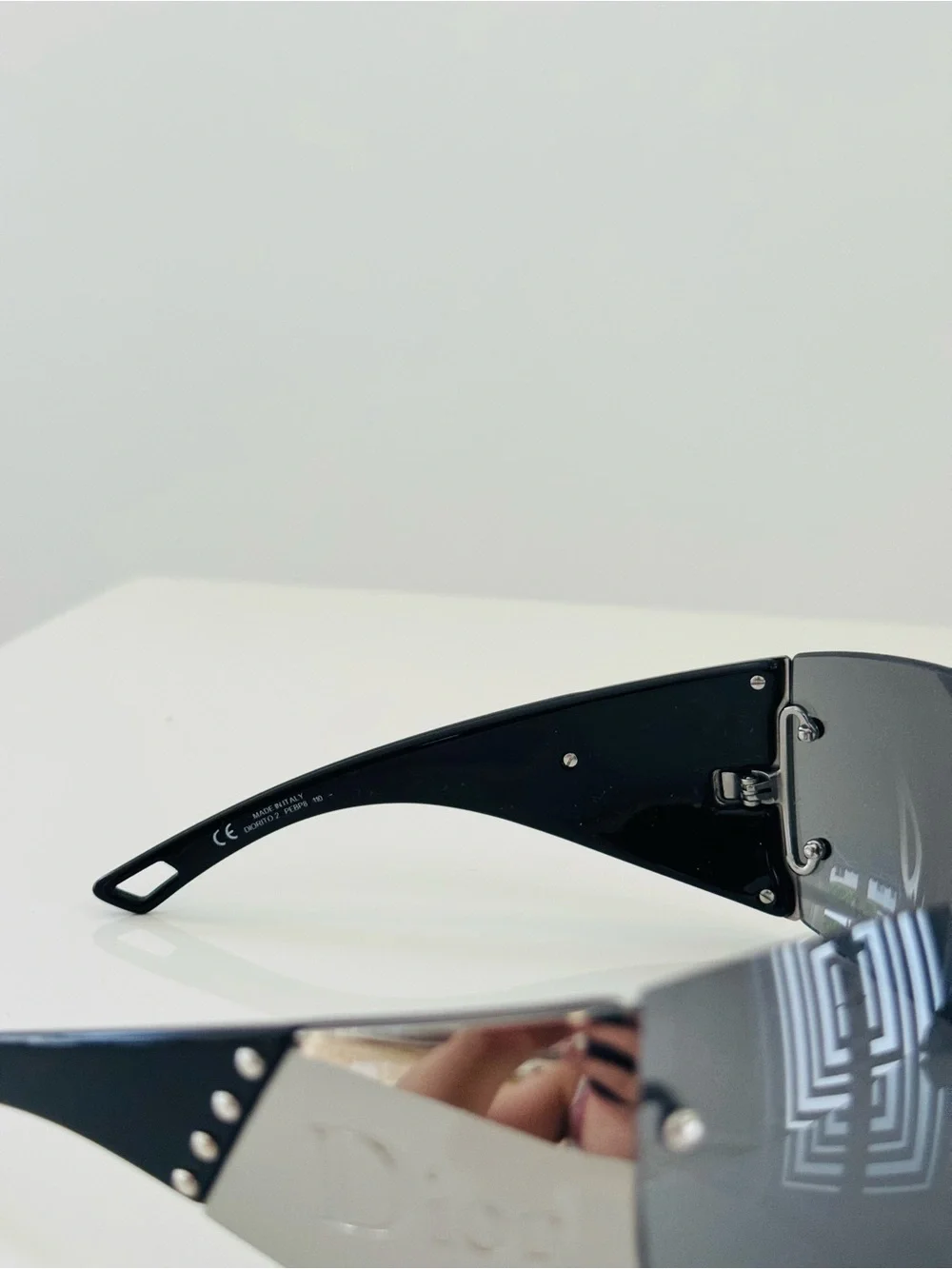 Extremely RARE 🖤 Vintage Christian Dior black & silver Rimless sunglasses - Picture 9 of 9